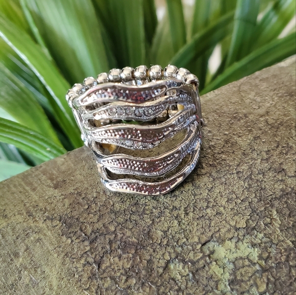Silver Tone & Rhinestone Jewels Stretch Band Ring Stack Look 💥3 for $24💥 - Picture 10 of 14